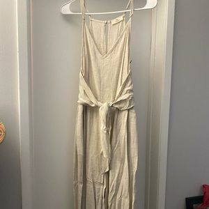 Beige Jumpsuit with waist tie and pockets